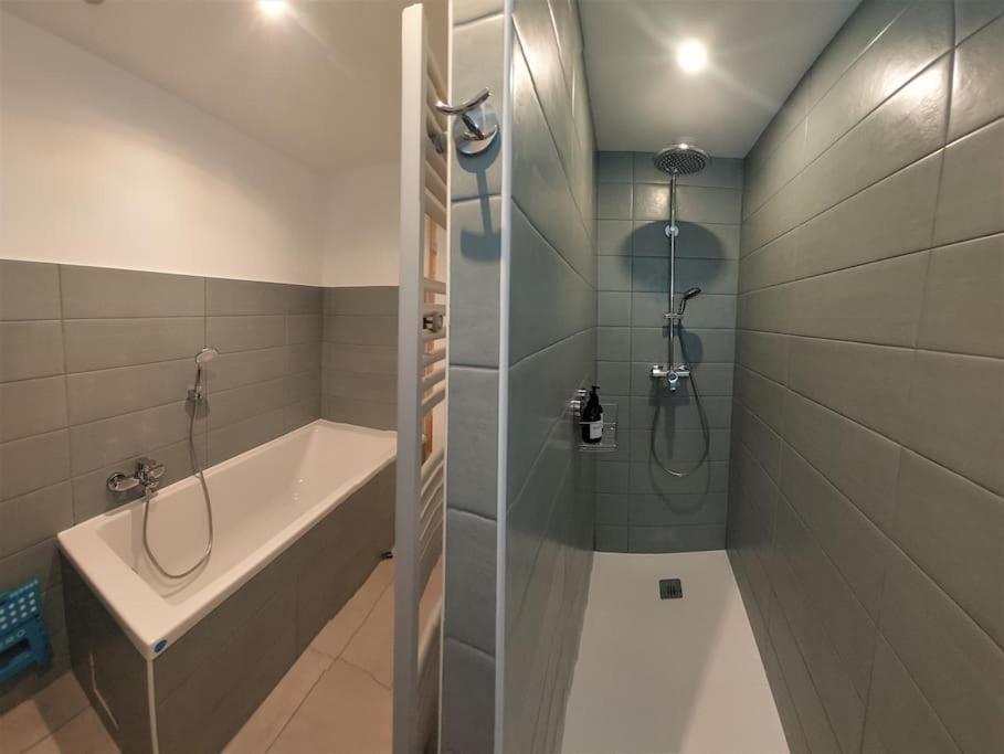 Le Cormoran Emplacement Ideal, Moderne Tres Equipe Thury-Harcourt-le-Hom Bagian luar foto