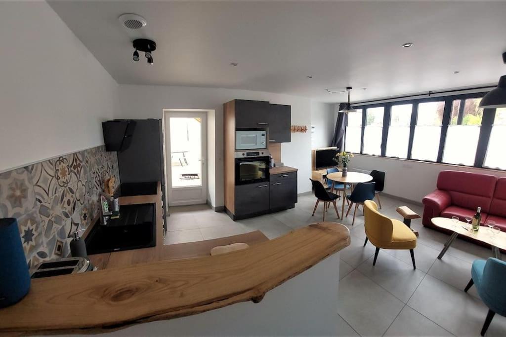 Le Cormoran Emplacement Ideal, Moderne Tres Equipe Thury-Harcourt-le-Hom Bagian luar foto